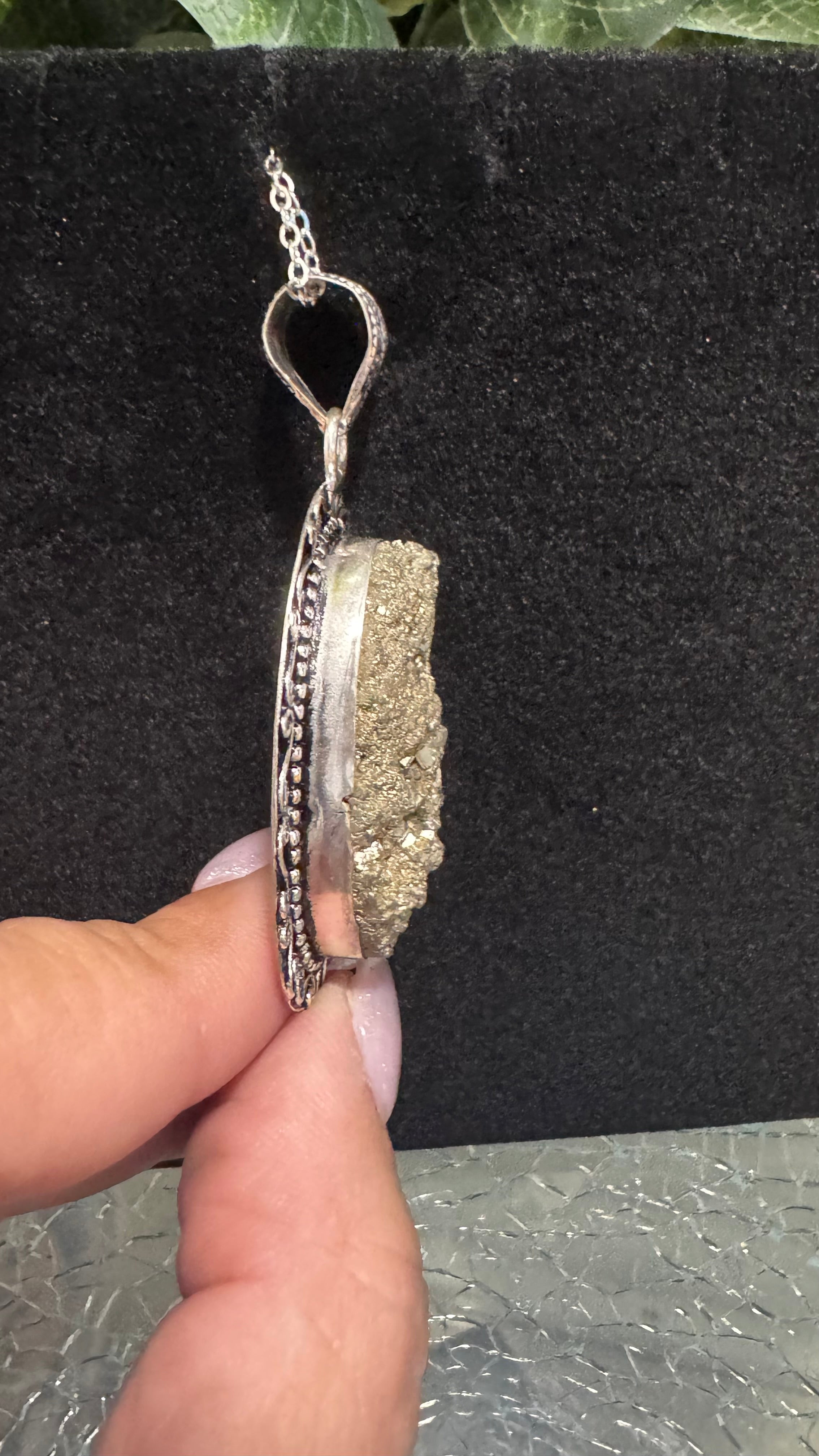 Pirita Pendant