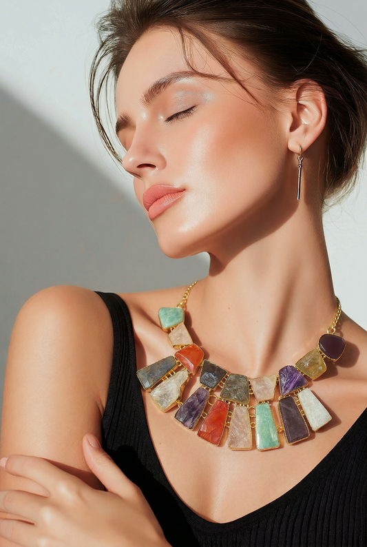Collar Isis