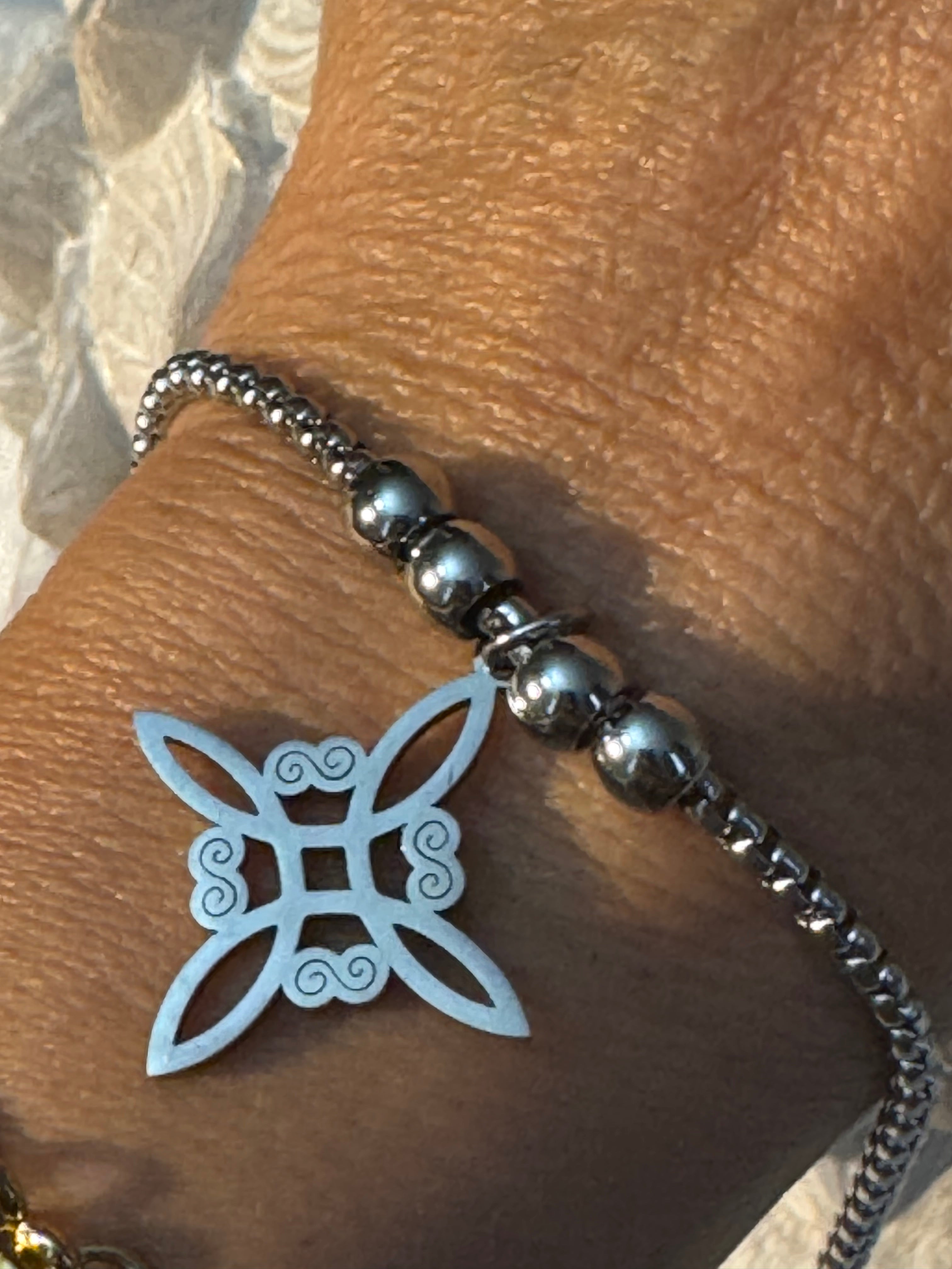 Pulsera nudo de Bruja