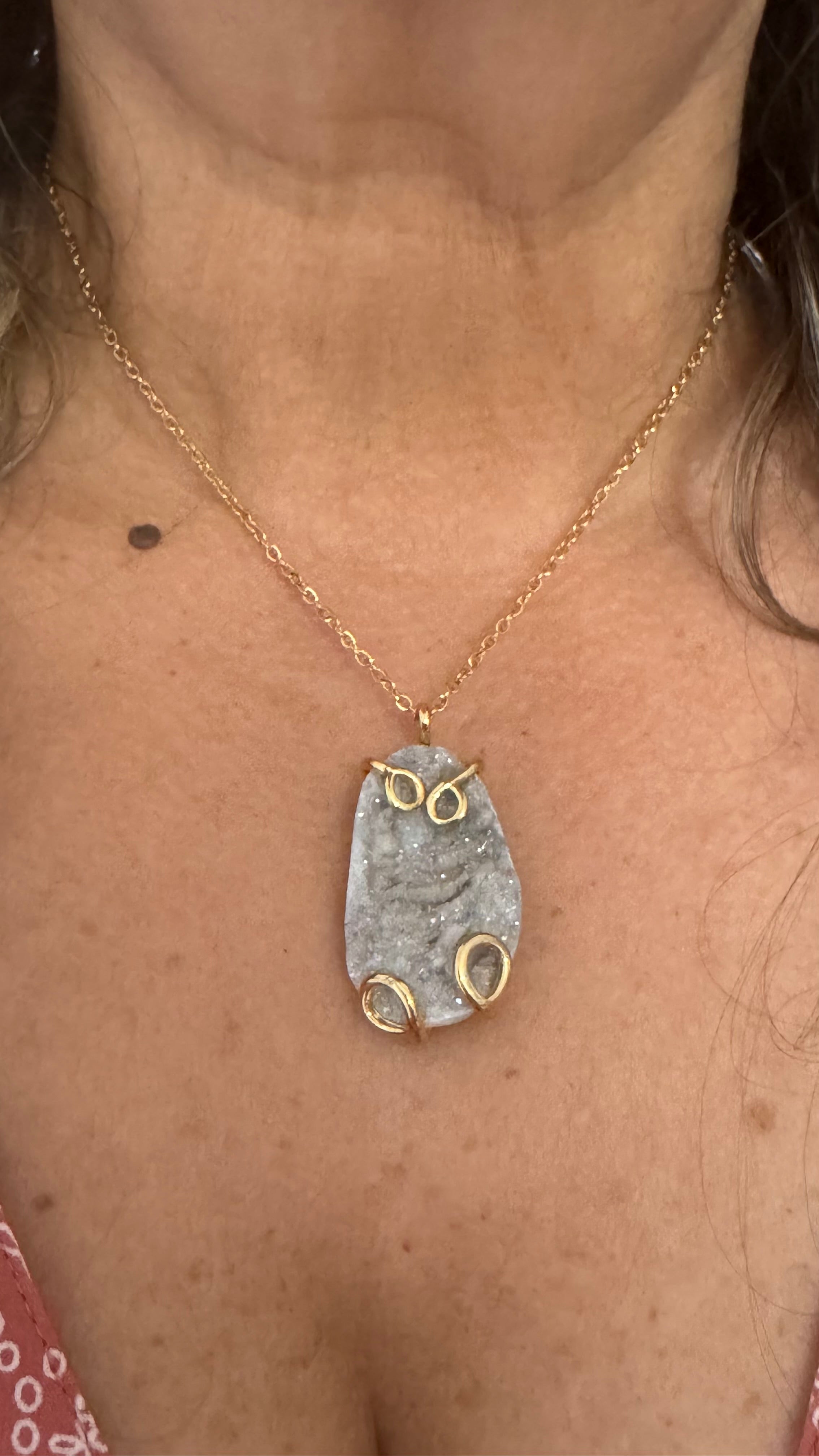 CALCEDONIA QUARTZ  PENDANT