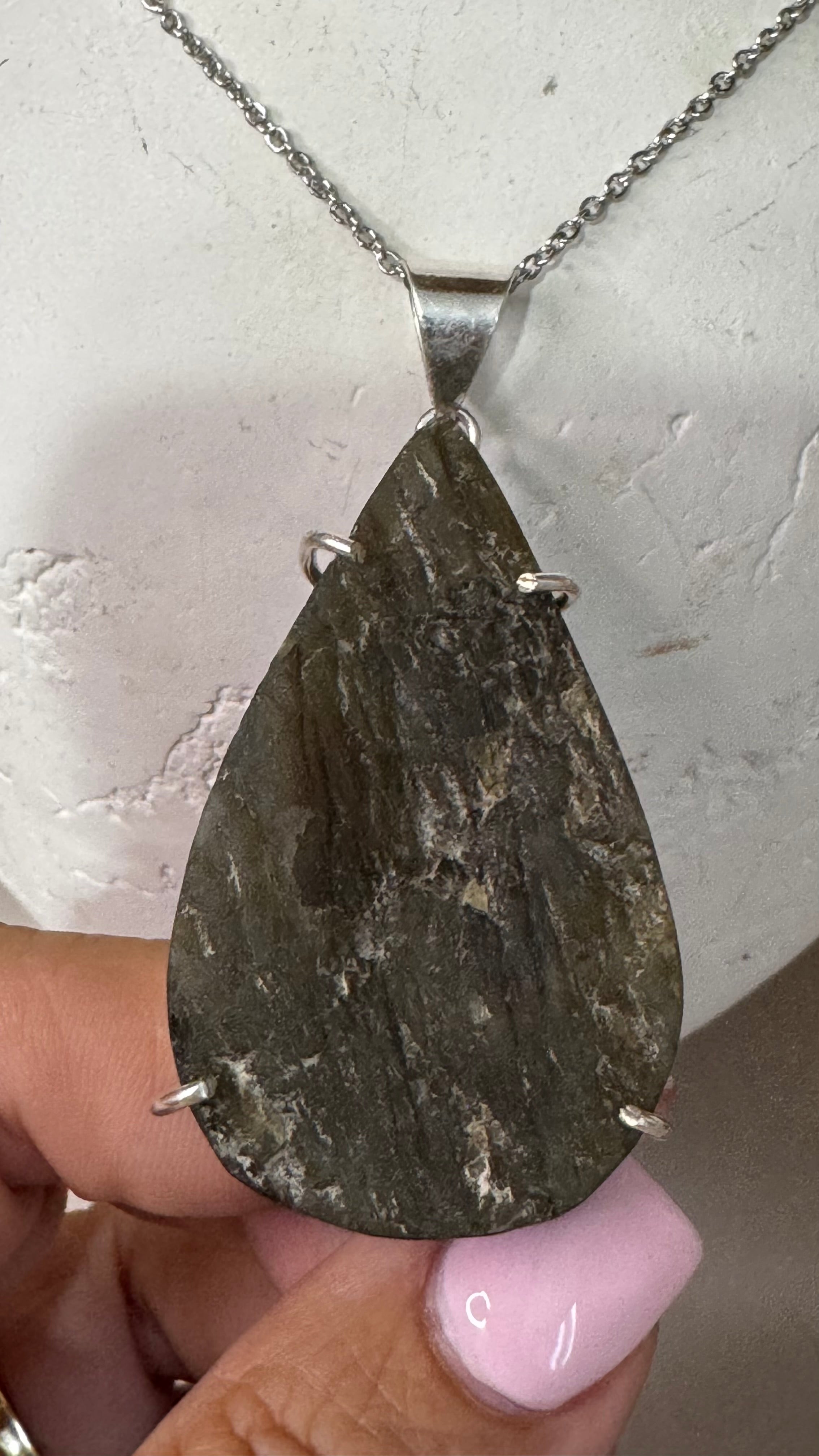 LABRADORITA PENDANT RAW