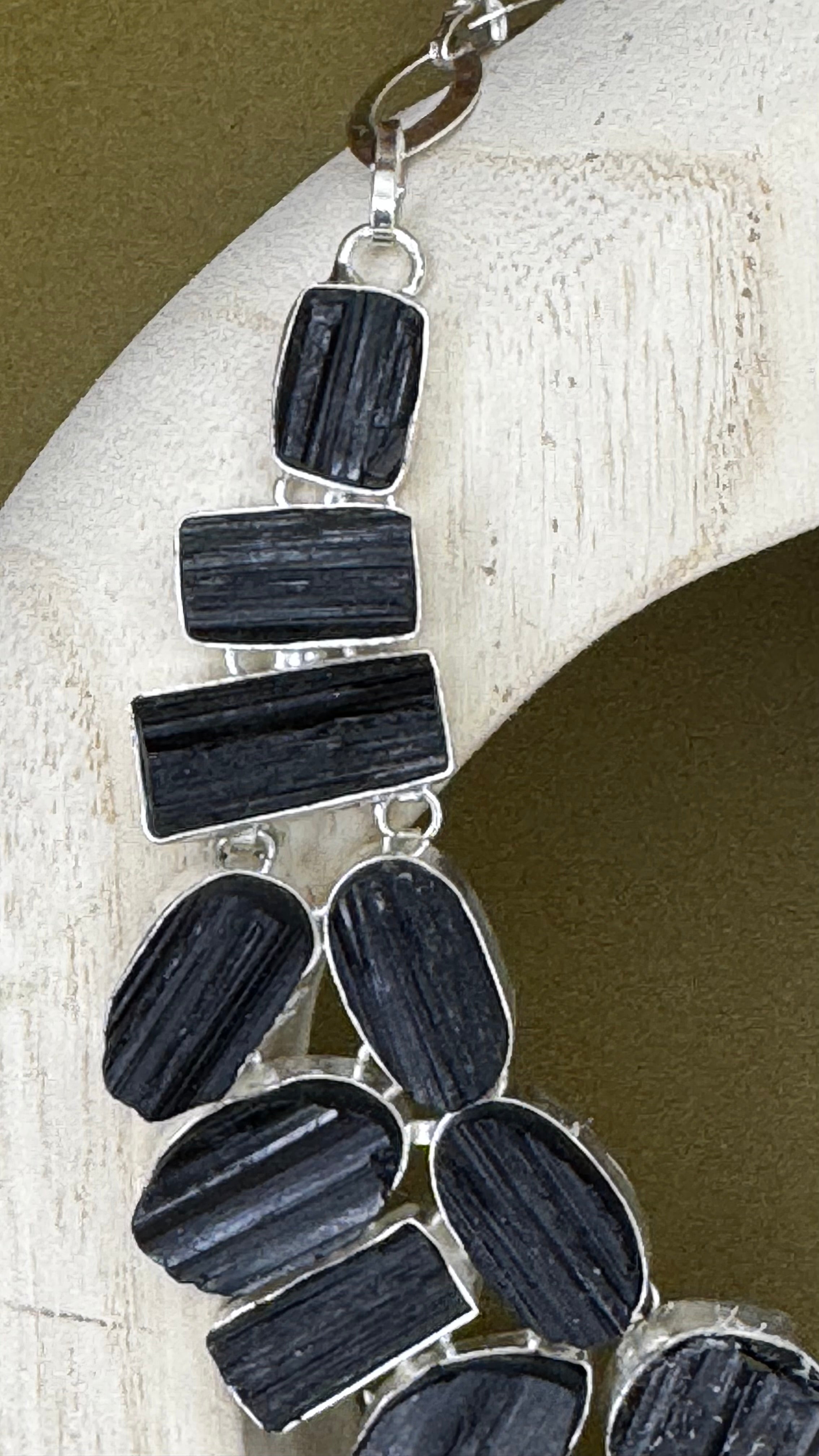 (Sold) COLLAR DE TURMALINA NEGRA