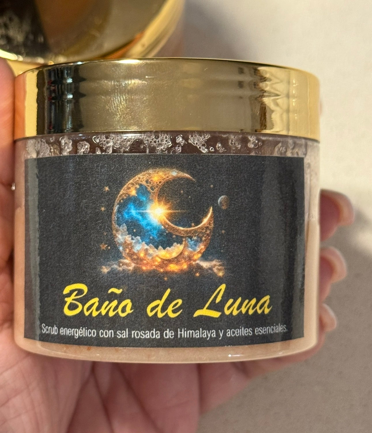Scrub de Sal Himalaya y Aceite de Rosas