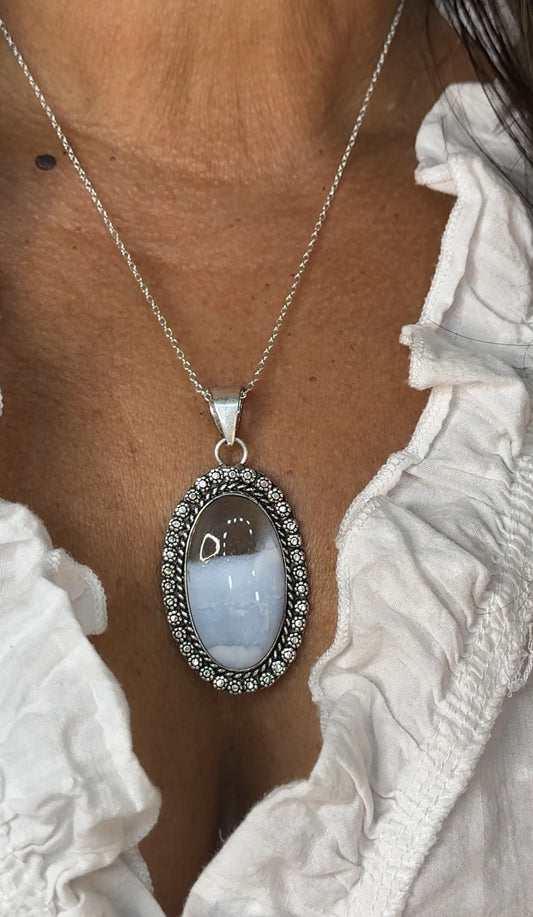 Owyhee Ópal Pendant