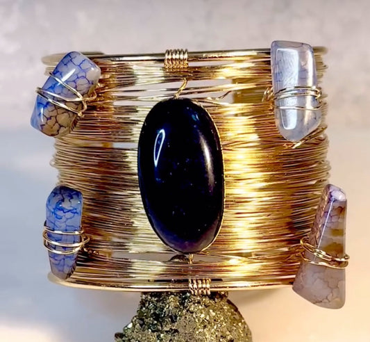 Pulsera alambrada Agata